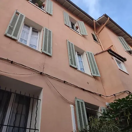 Apartament Charabois *